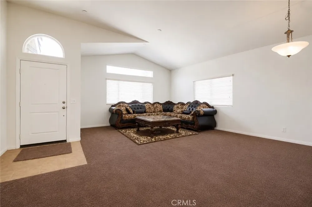 772 Saint Alban Road San Jacinto, CA 92583