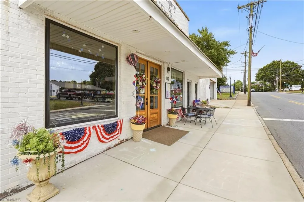 106 Main Street Salisbury, NC 28144