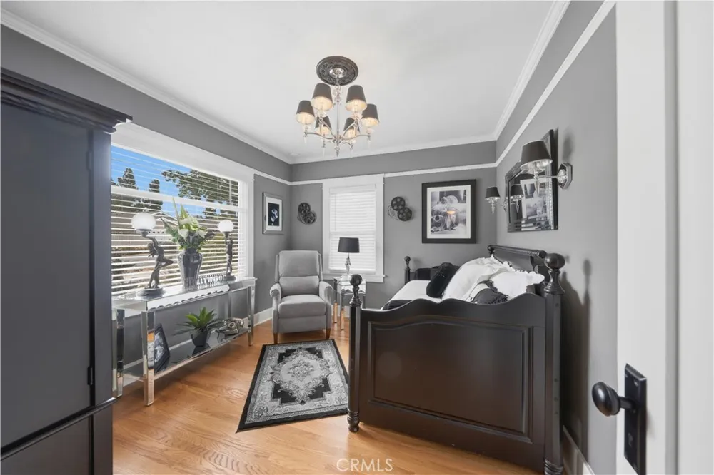 292 Waverly Orange, CA 92866