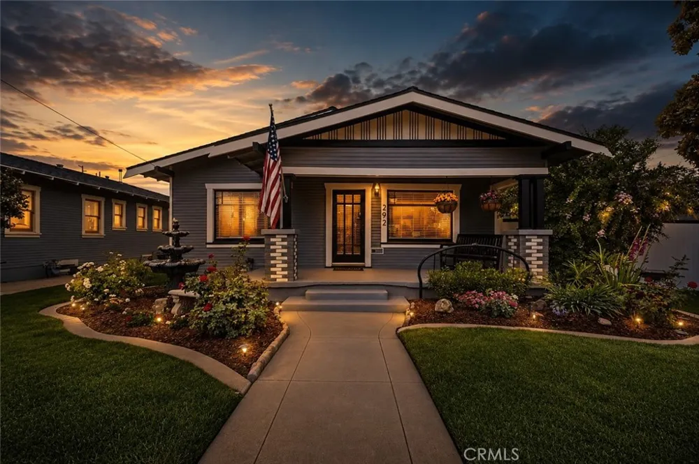 292 Waverly Orange, CA 92866