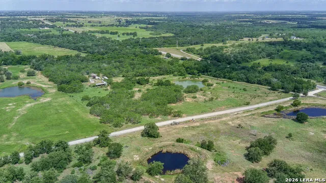 120 ANDERSON HL Seguin, TX 78155