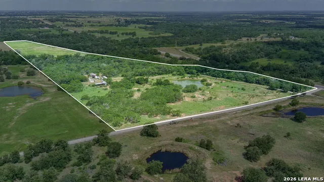 120 ANDERSON HL Seguin, TX 78155