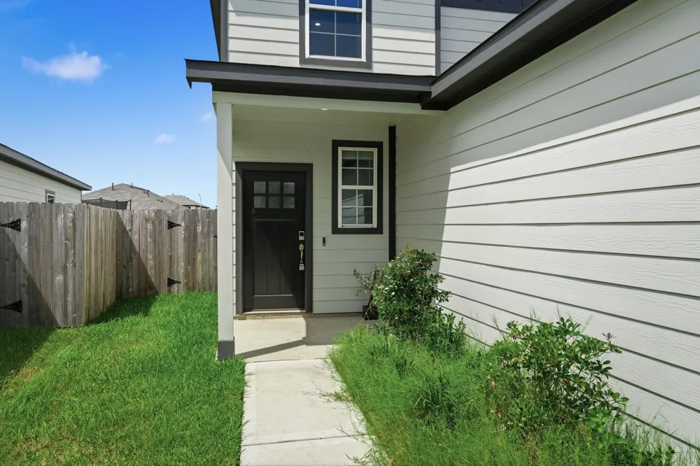 17354 Gentle Doves Lane Waller, TX 77484