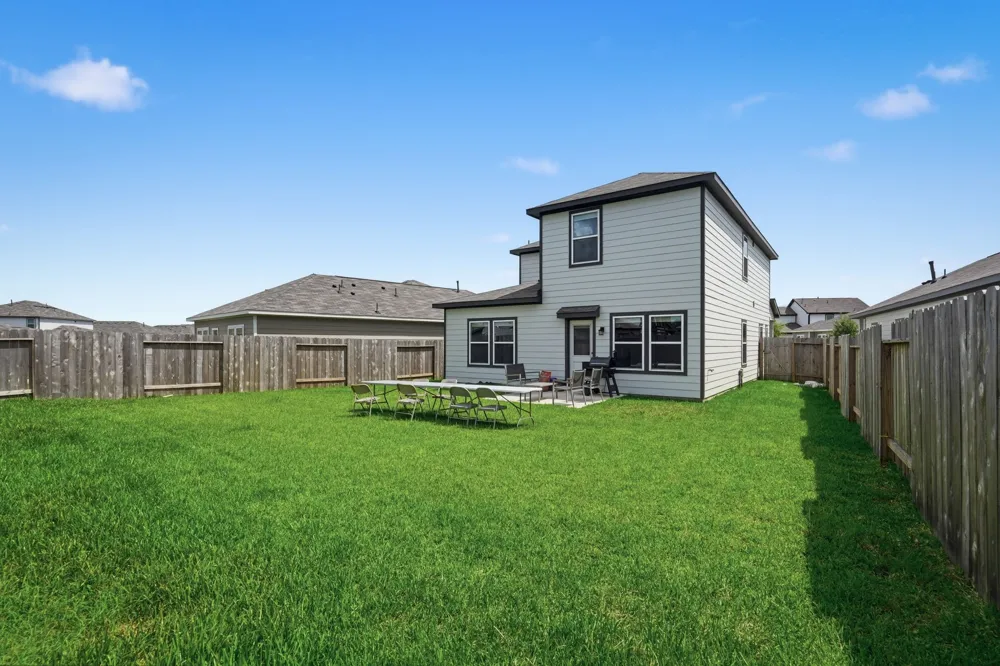 17354 Gentle Doves Lane Waller, TX 77484