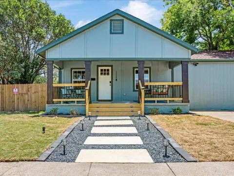 1114 Clay Avenue
