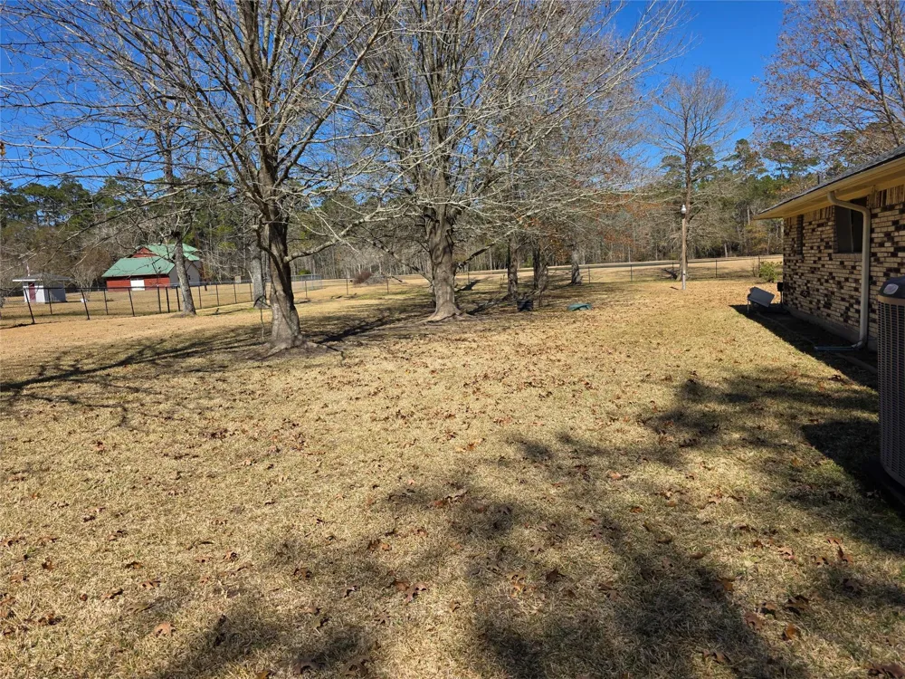 8708 W Fox Road Orange, TX 77632