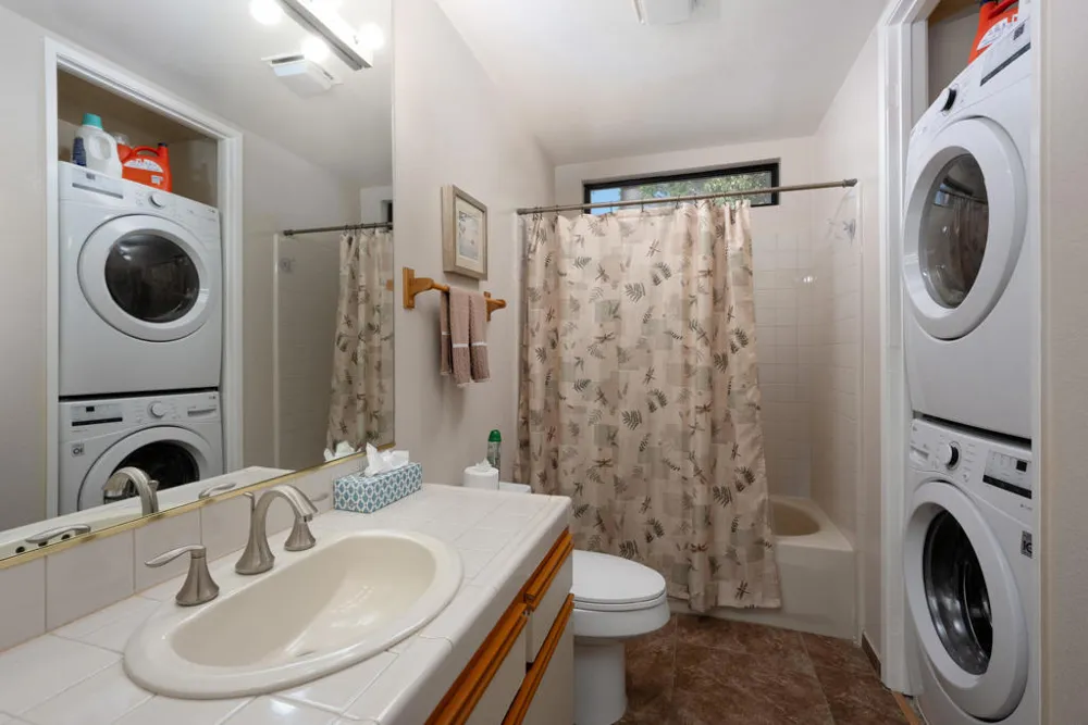 67640 Lagos Way Cathedral City, CA 92234