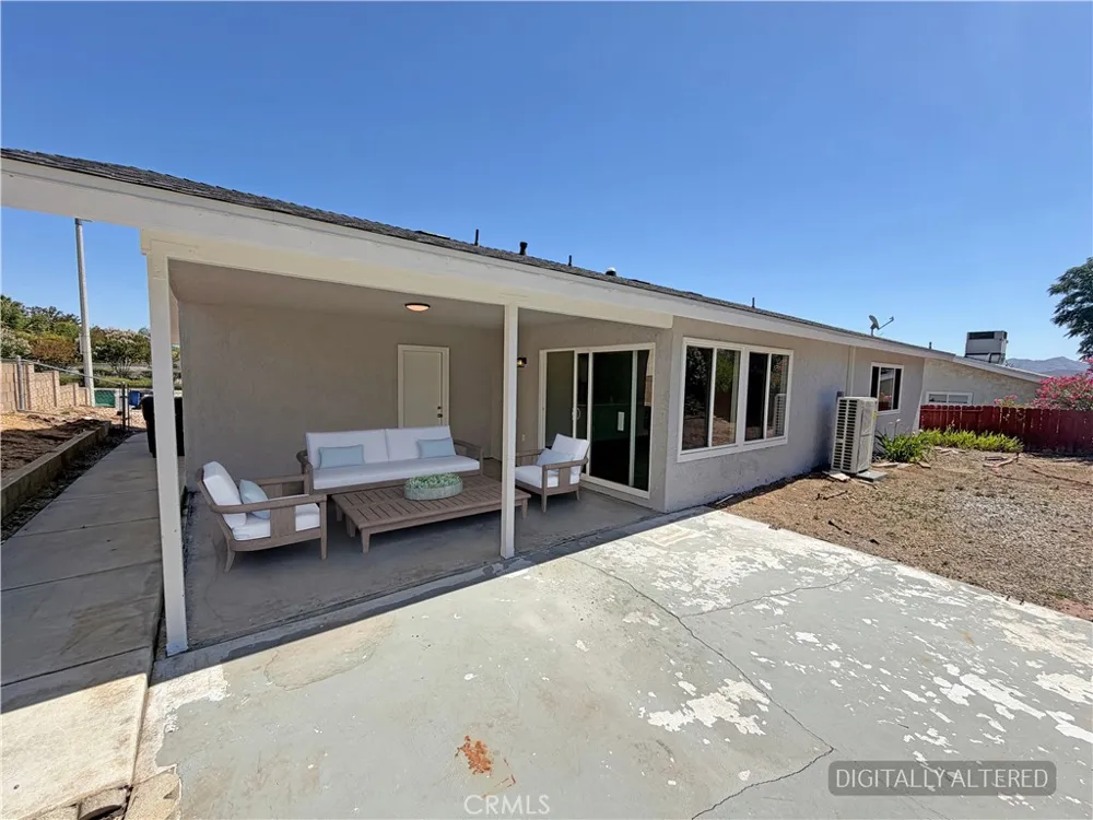 26025 Chambers Menifee, CA 92586