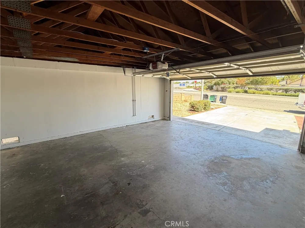 26025 Chambers Menifee, CA 92586
