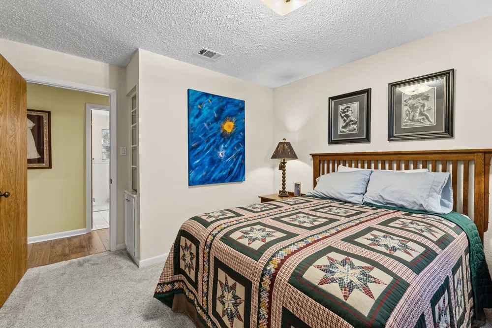 2712 Rix Street Commerce, TX 75428