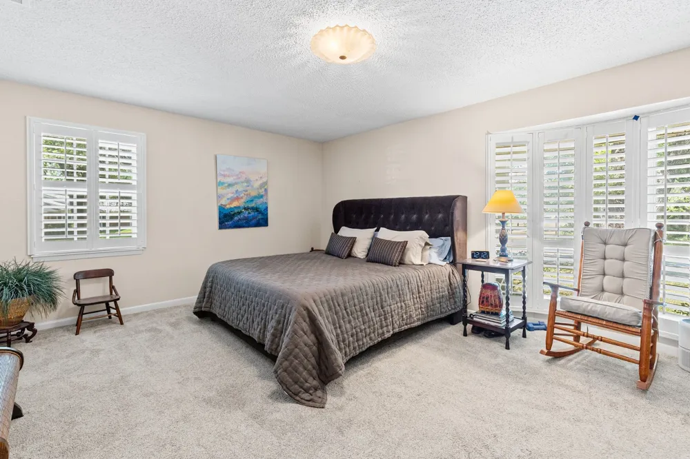 2712 Rix Street Commerce, TX 75428
