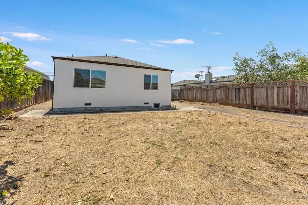 1603 Bandoni Avenue San Lorenzo, CA 94580