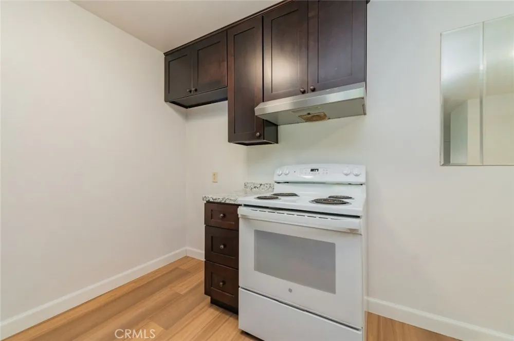 23611 Golden Springs Drive #I7 Diamond Bar, CA 91765