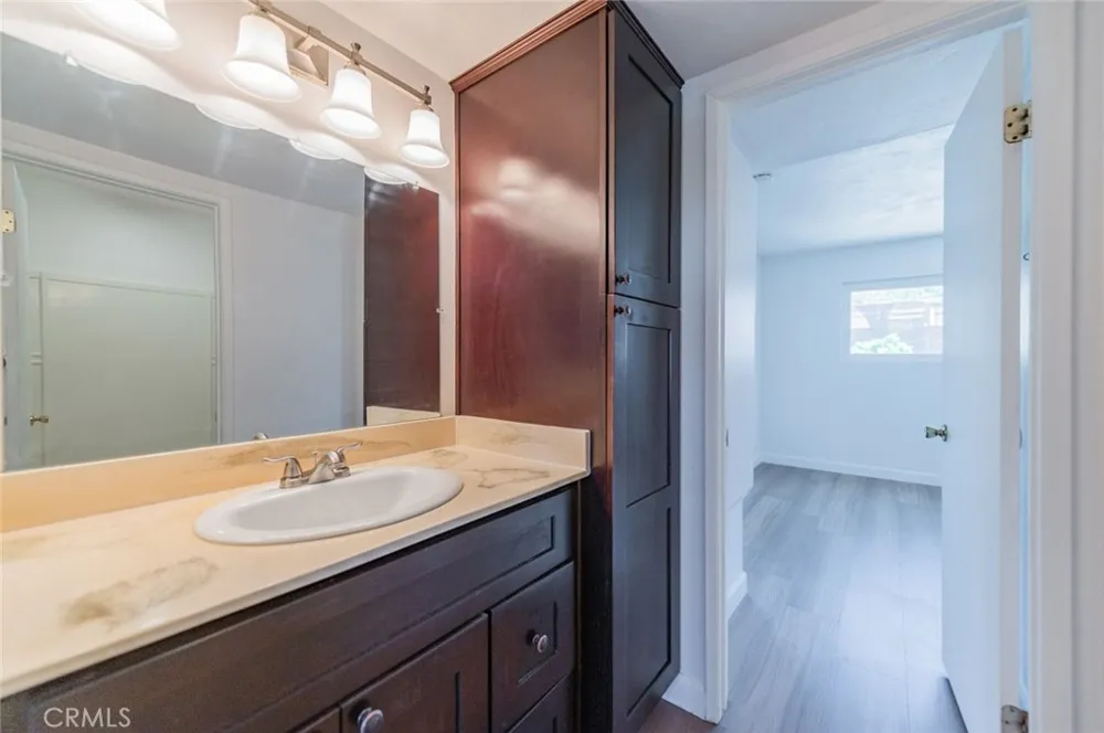 23611 Golden Springs Drive #I7 Diamond Bar, CA 91765
