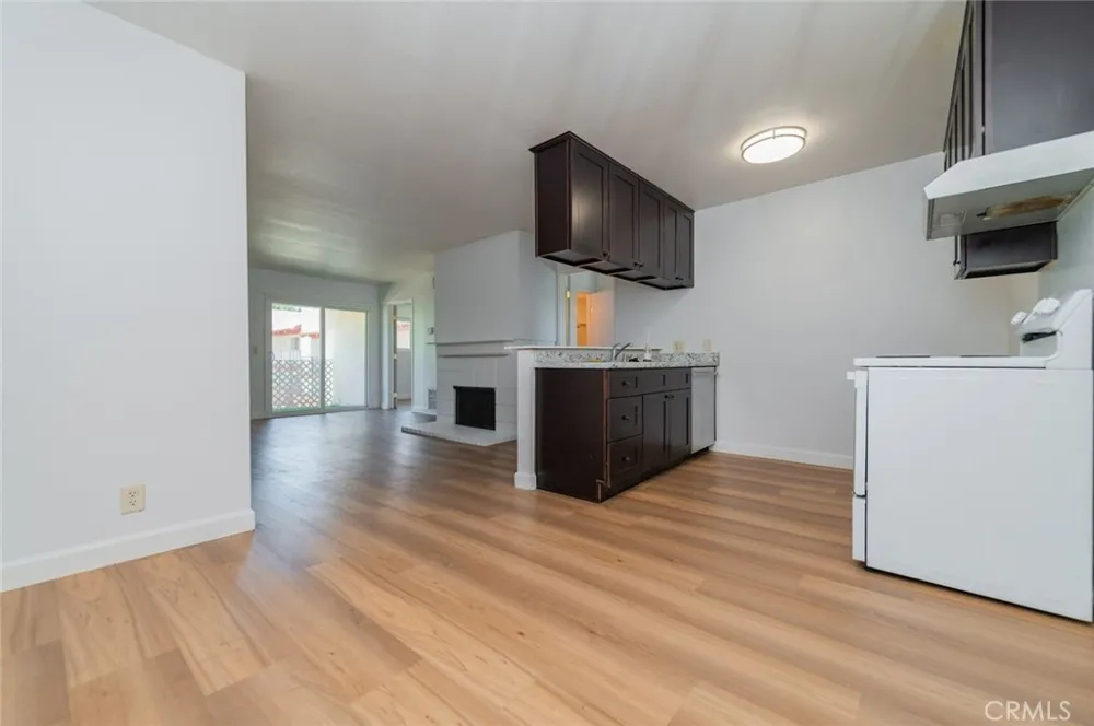 23611 Golden Springs Drive #I7 Diamond Bar, CA 91765