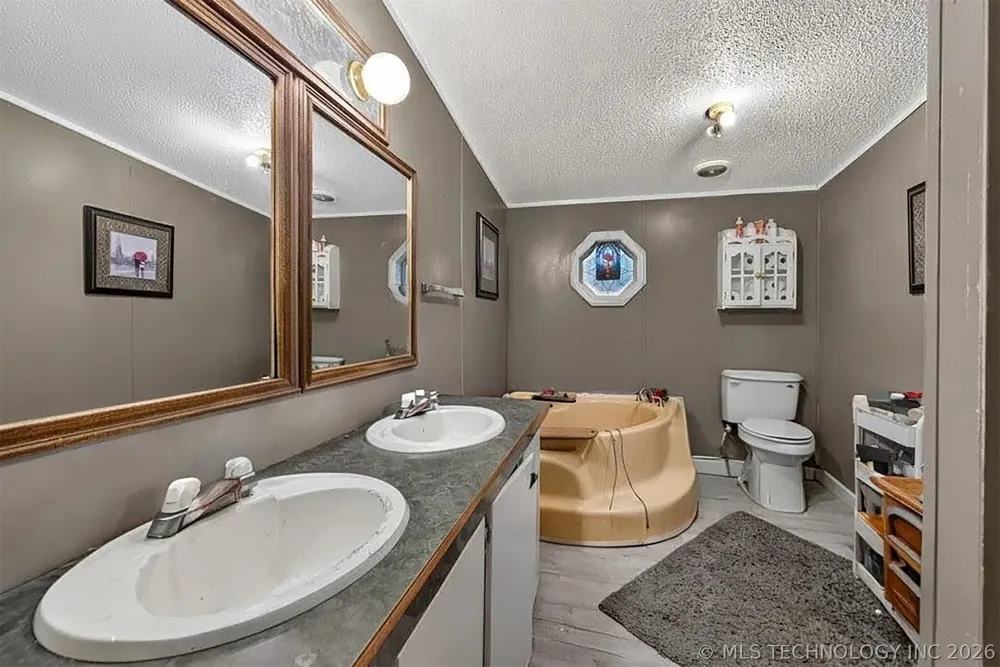 10306 E Joe Road Talala, OK 74080