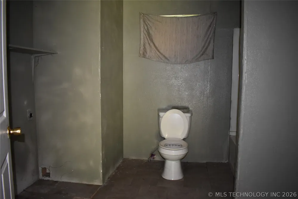 2051 S Tarkington Street Tahlequah, OK 74464