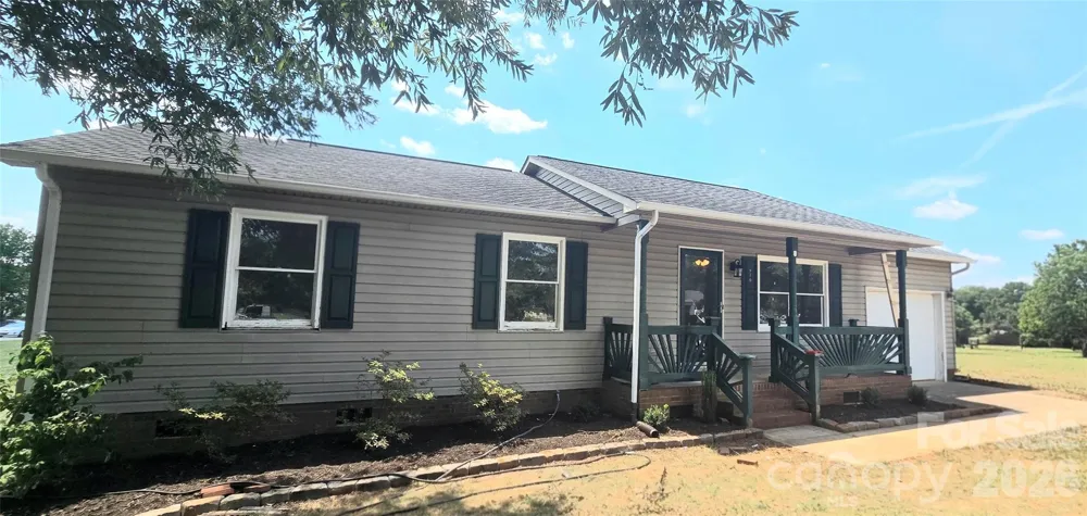 910 Lyndsey Brooke Court Lincolnton, NC 28092