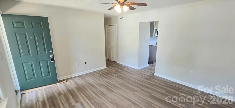 910 Lyndsey Brooke Court Lincolnton, NC 28092