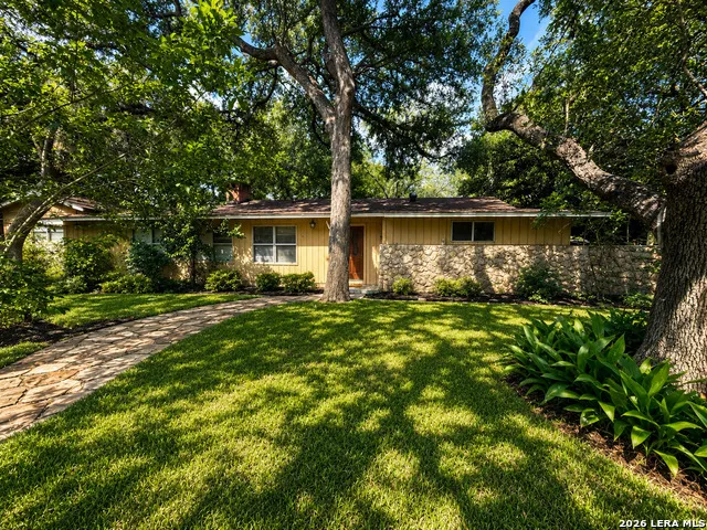 117 WAGON TRAIL RD Shavano Park, TX 78231