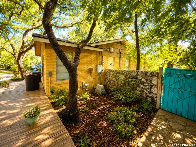 117 WAGON TRAIL RD Shavano Park, TX 78231
