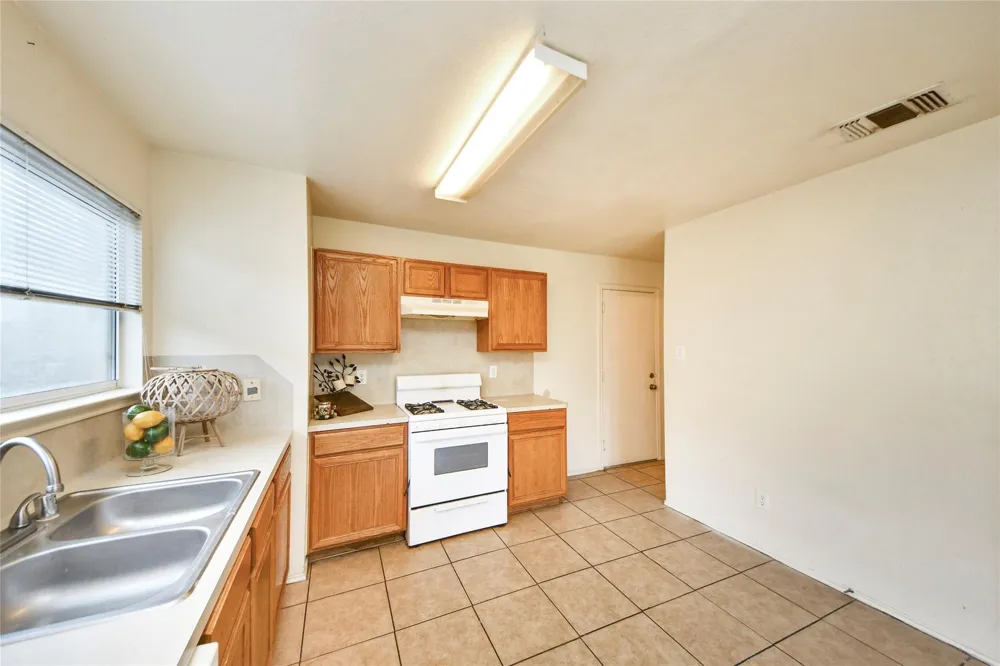 22815 Sherioaks Lane Spring, TX 77389