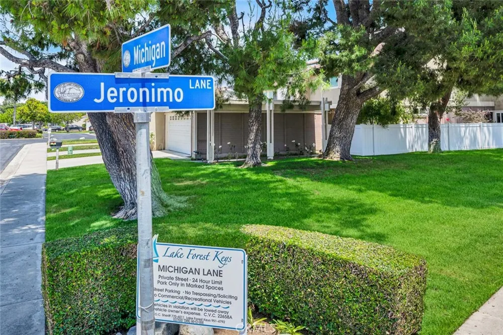 21896 Michigan Lane Lake Forest, CA 92630