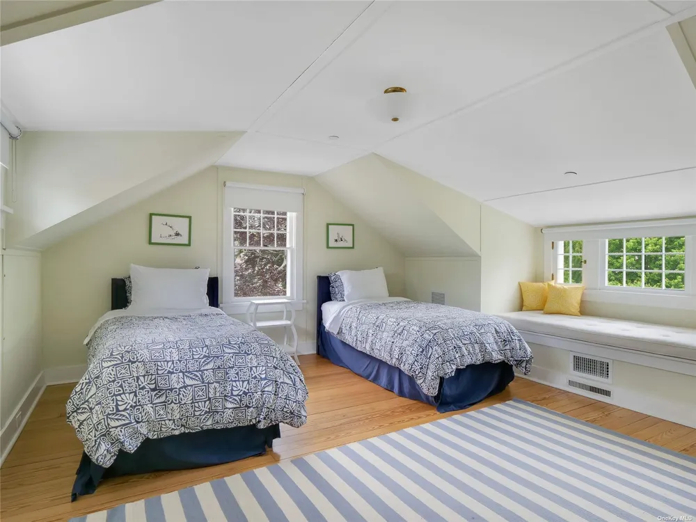 9 Ocean Avenue Quogue, NY 11959