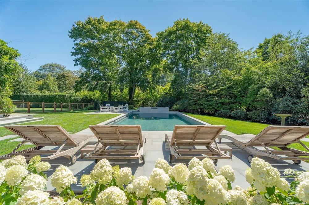 9 Ocean Avenue Quogue, NY 11959