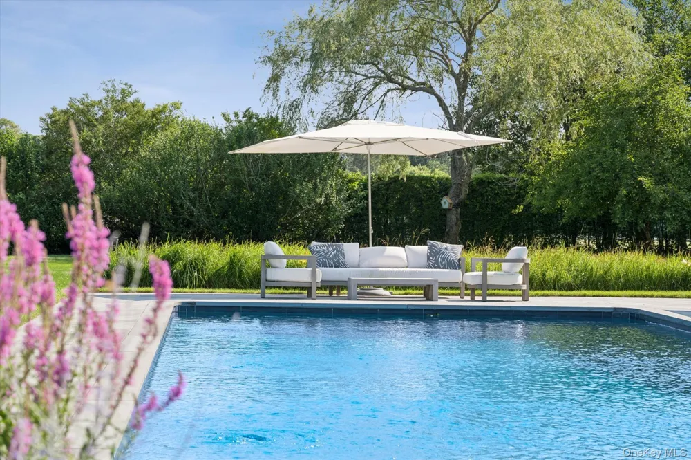 5 Shinnecock Road Quogue, NY 11959