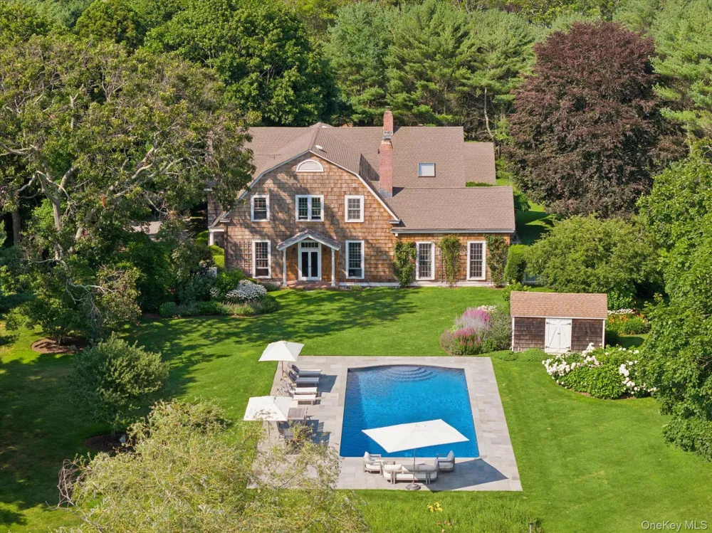 5 Shinnecock Road Quogue, NY 11959