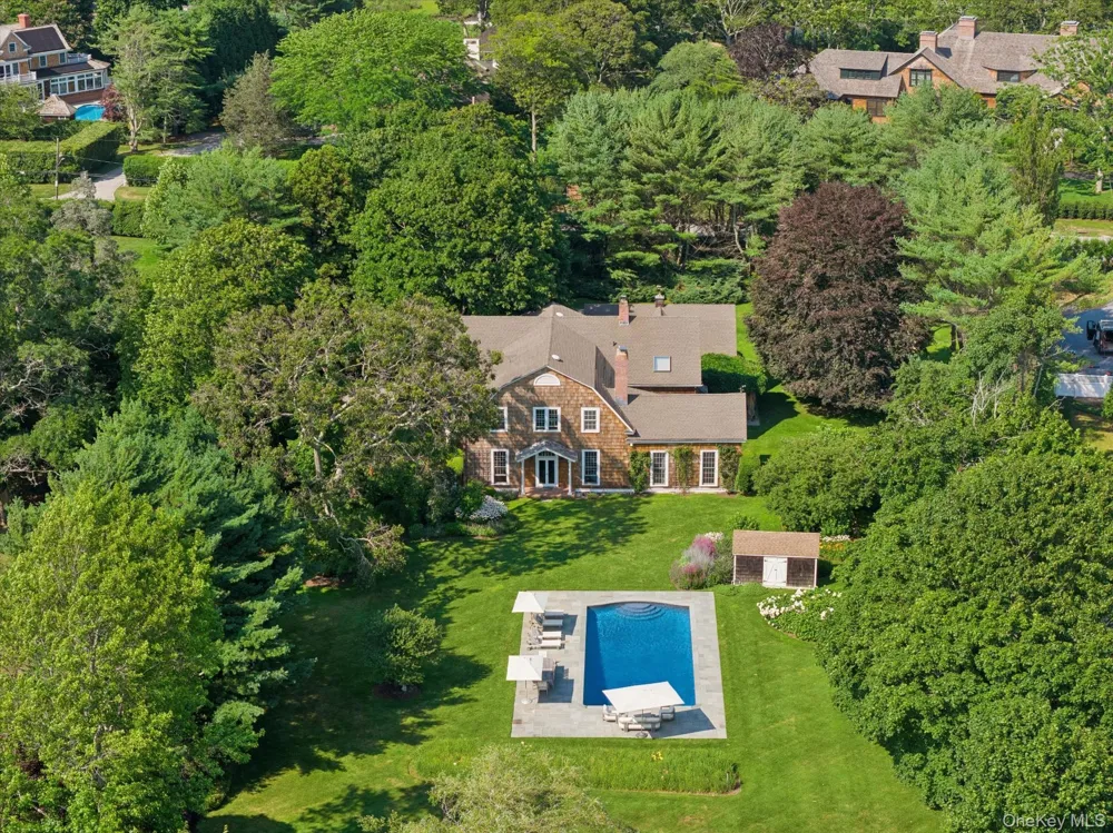 5 Shinnecock Road Quogue, NY 11959