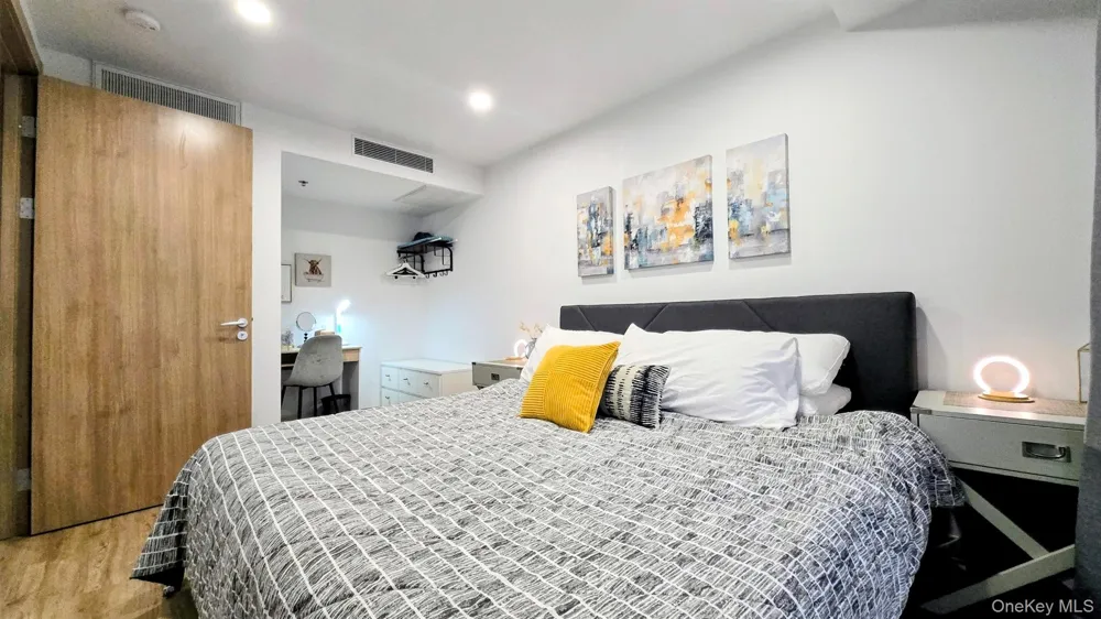 131-11 Fowler Avenue #6J Flushing, NY 11355