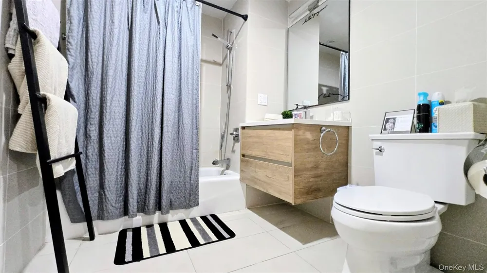 131-11 Fowler Avenue #6J Flushing, NY 11355
