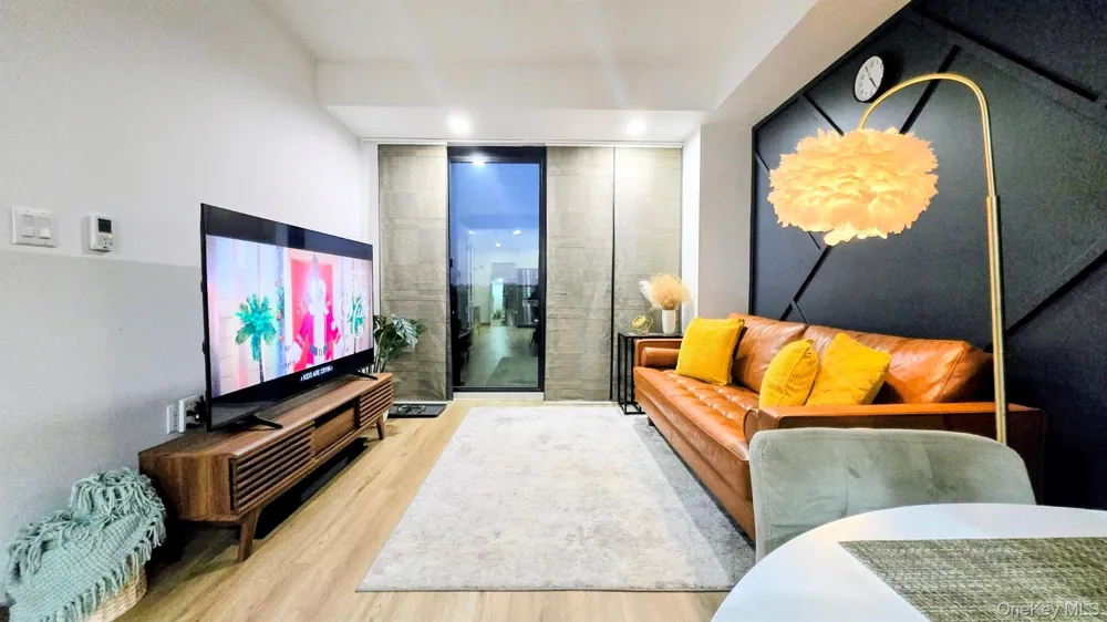 131-11 Fowler Avenue #6J Flushing, NY 11355