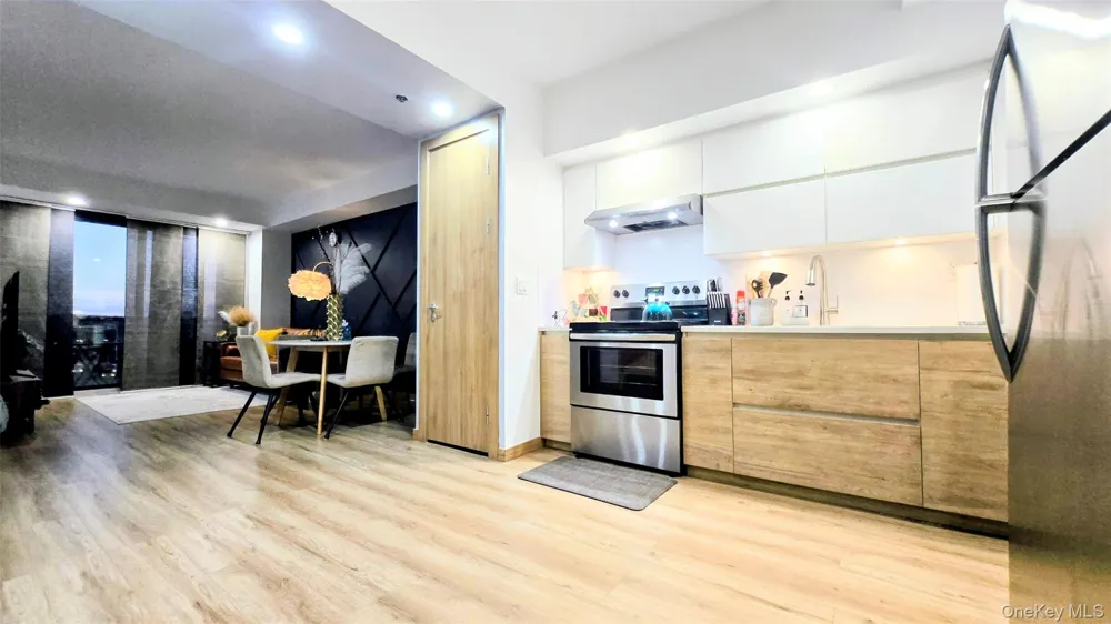 131-11 Fowler Avenue #6J Flushing, NY 11355