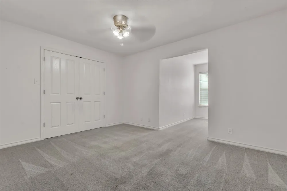 112 SANDSTONE DRIVE #G Jarrell, TX 76537