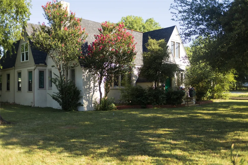 310 Hickory Hico, TX 76457