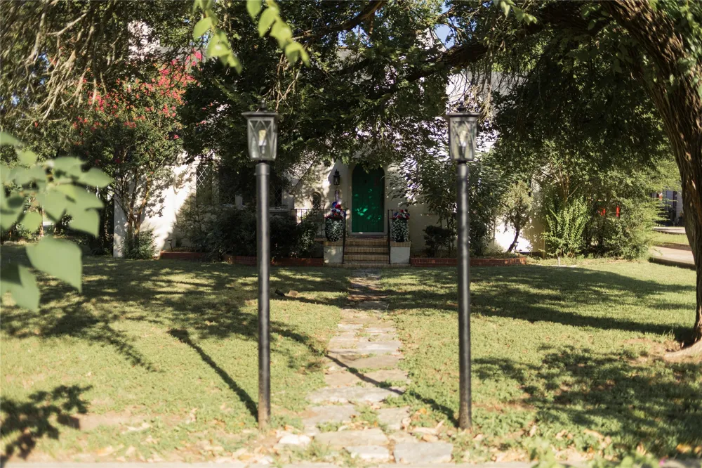 310 Hickory Hico, TX 76457