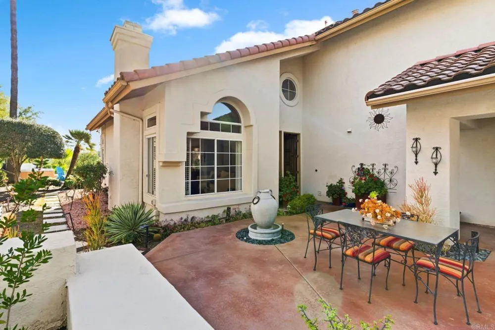 2763 Canyon Oak Place Escondido, CA 92029