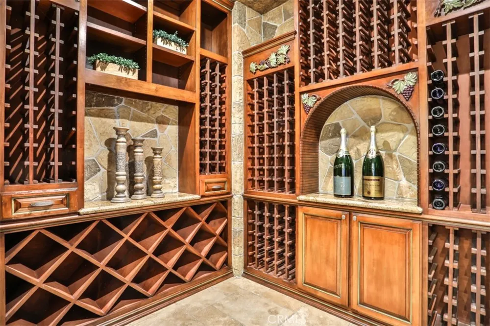 39520 Colleen Way Temecula, CA 92592