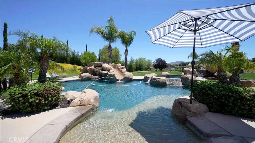 39520 Colleen Way Temecula, CA 92592