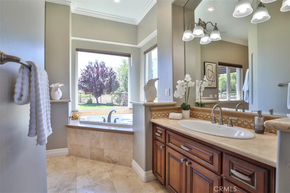 39520 Colleen Way Temecula, CA 92592