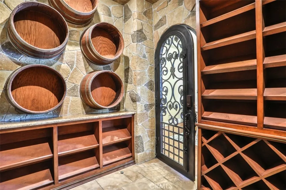 39520 Colleen Way Temecula, CA 92592
