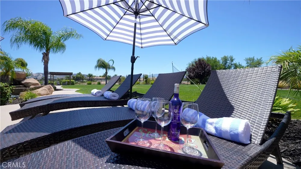 39520 Colleen Way Temecula, CA 92592