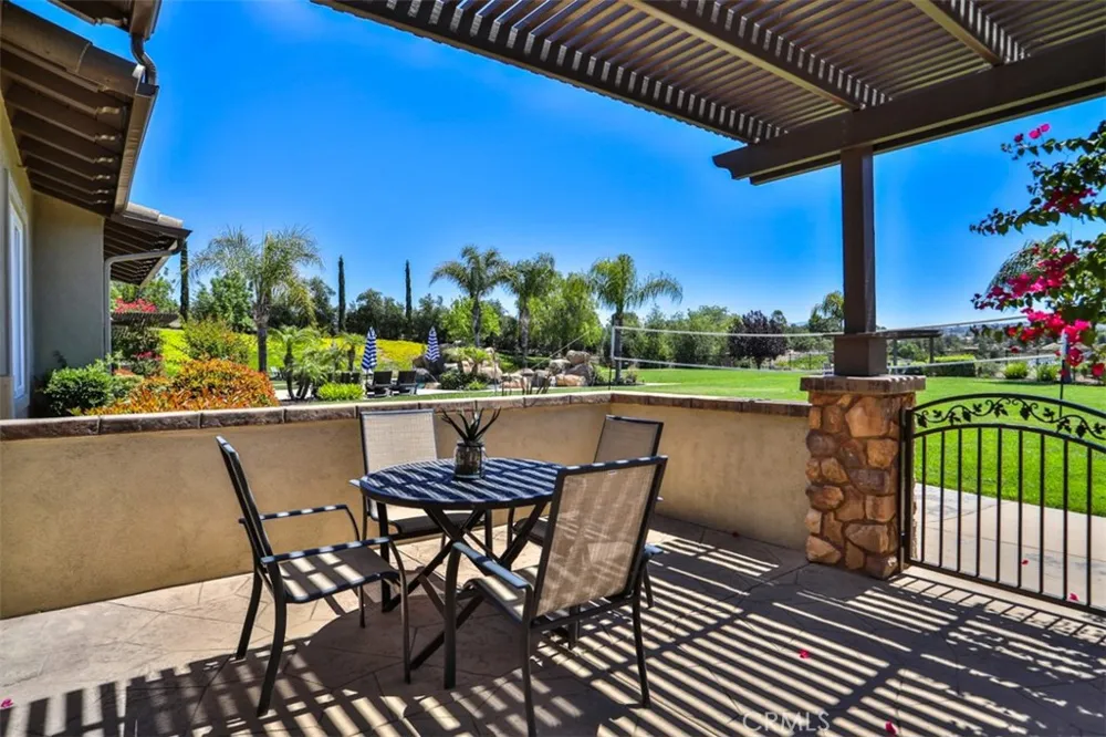 39520 Colleen Way Temecula, CA 92592