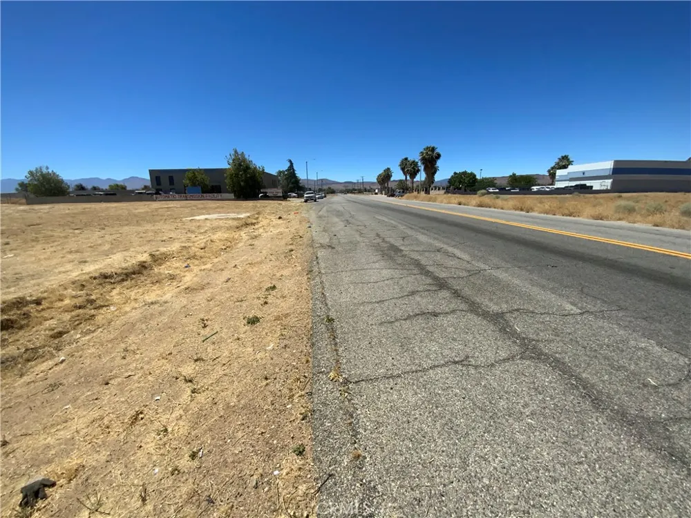 30Th St Palmdale, CA 93550