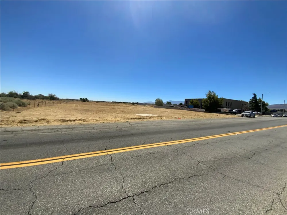 30Th St Palmdale, CA 93550