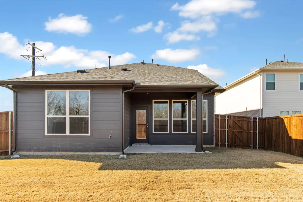 1653 Cloud Cover View Weston, TX 75009