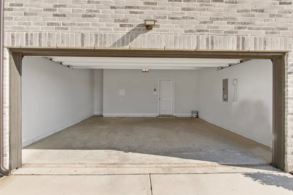 1653 Cloud Cover View Weston, TX 75009